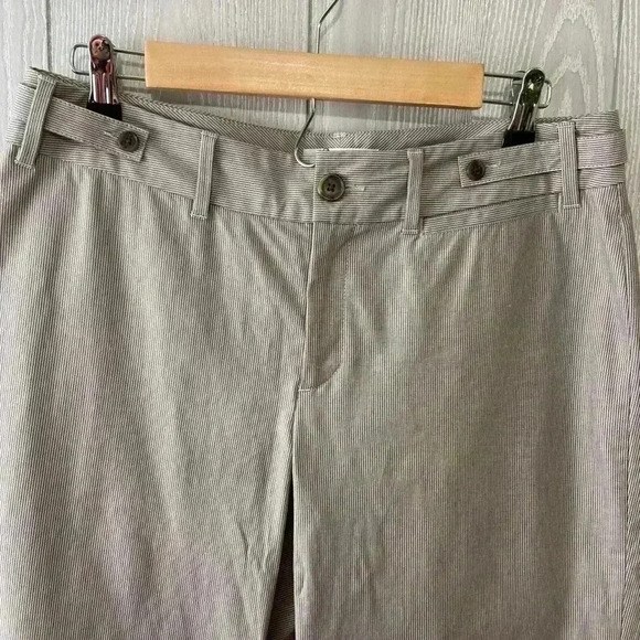 Banana Republic Contoured Fit Pinstripe Capris - Picture 2 of 4